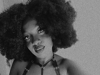 Ebonyfreyaa's Hot Photo